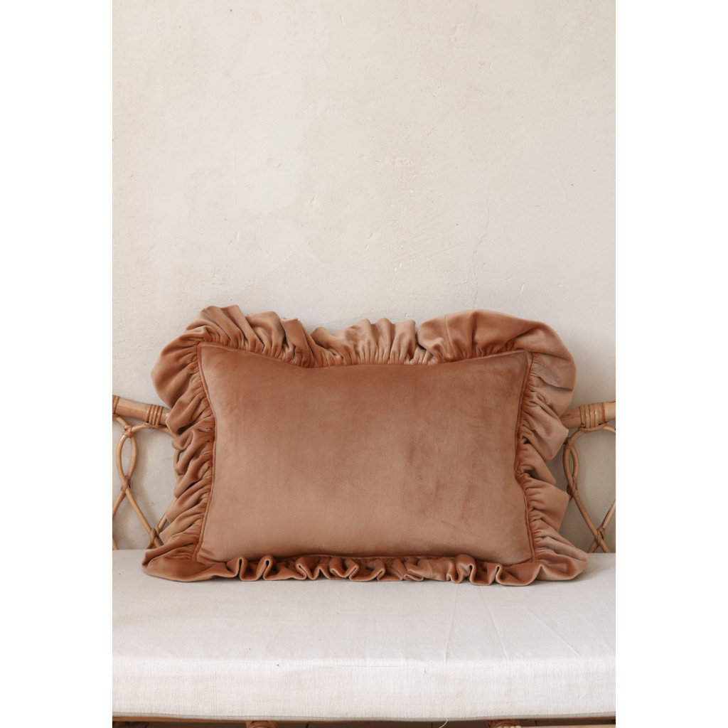 AKSOMINĖ KARAMELINĖ PAGALVĖ