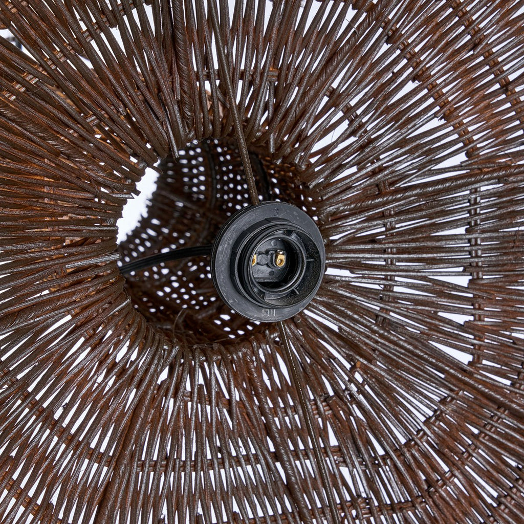 LUBŲ ŠVIESTUVAS, TAMSUS RIEŠUTMEDIS - XL