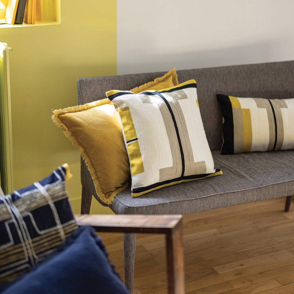 PAGALVĖ FARA MIRABELLE