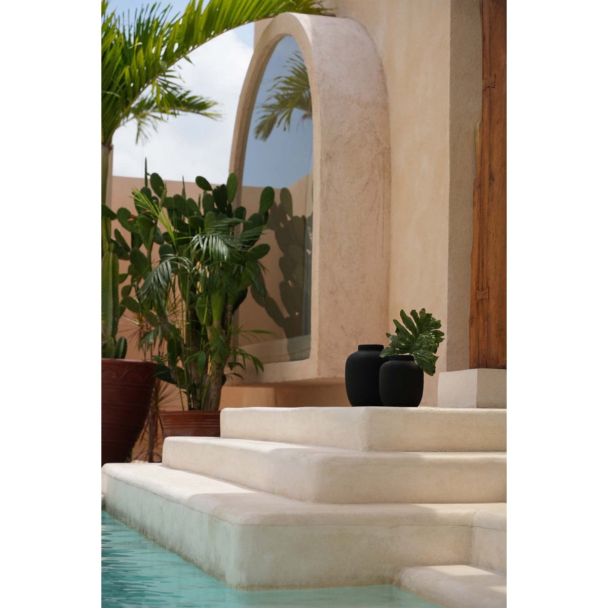 Vase Peaky Black - M