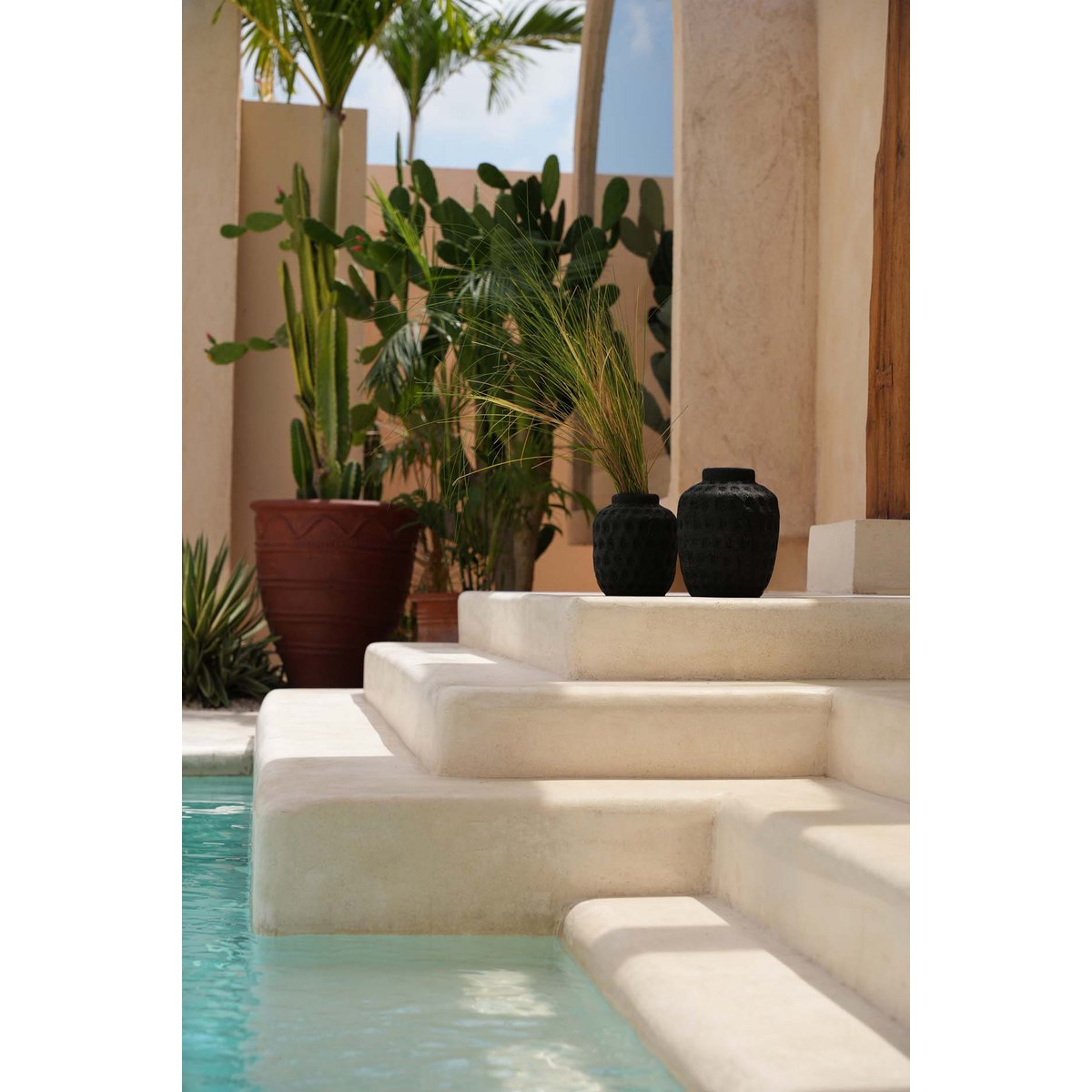 Vase Peaky Black - M