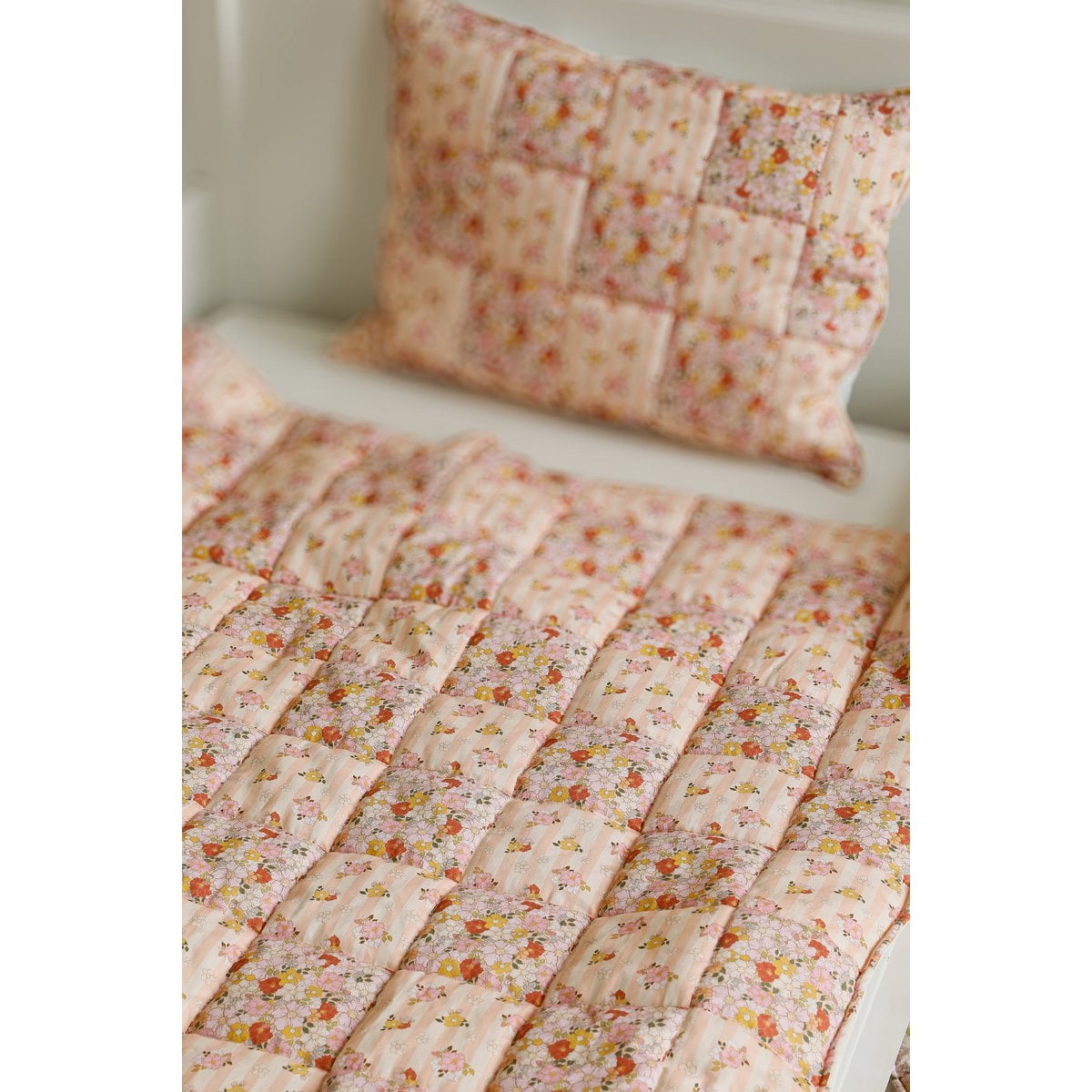 Spring Garden Blanket And Pillow Set - For Children