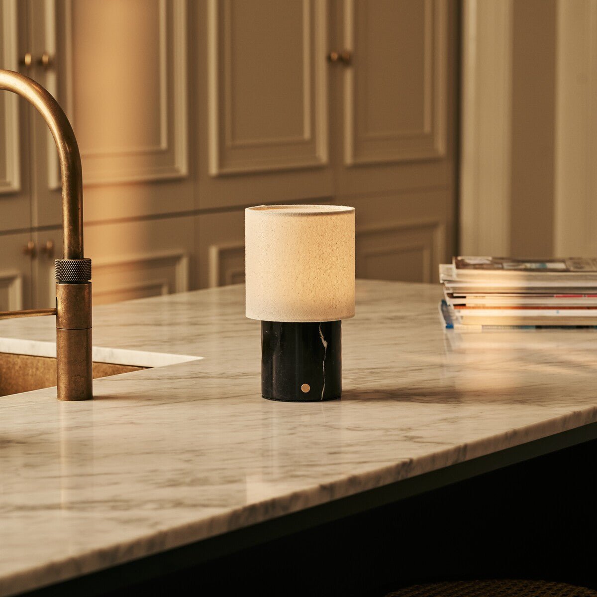 Galda Lampa Dou Black Nero Marquina Marble