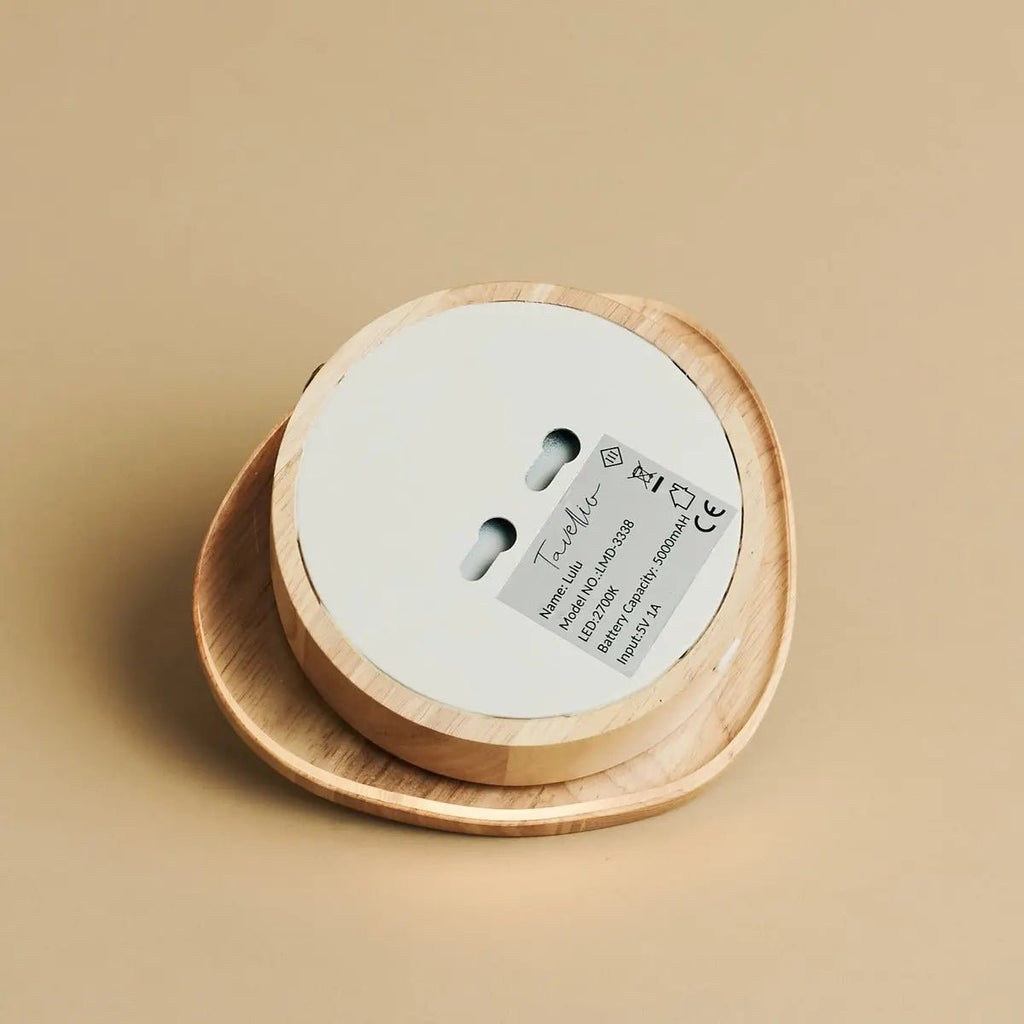 SIENINĖ LEMPA LULU ŠVIESIAI RUDOS SPALVOS