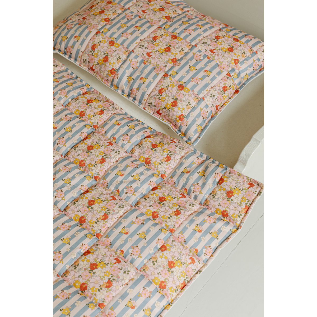 Summer Garden Blanket And Pillow Set - For Children