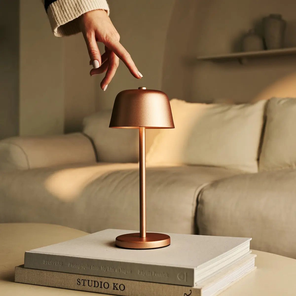 STALINĖ LEMPA ANTON COPPER