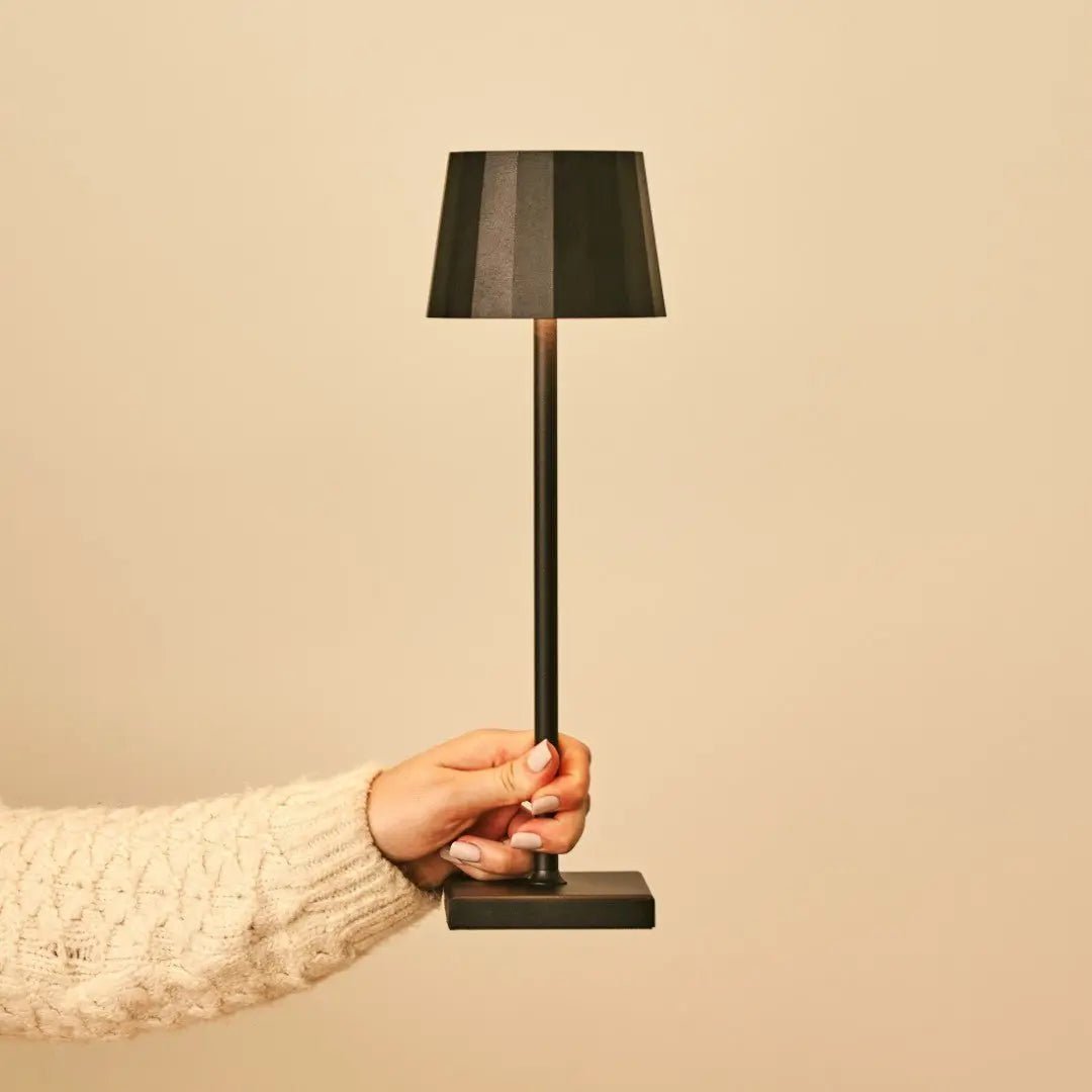 Galda Lampa William Black