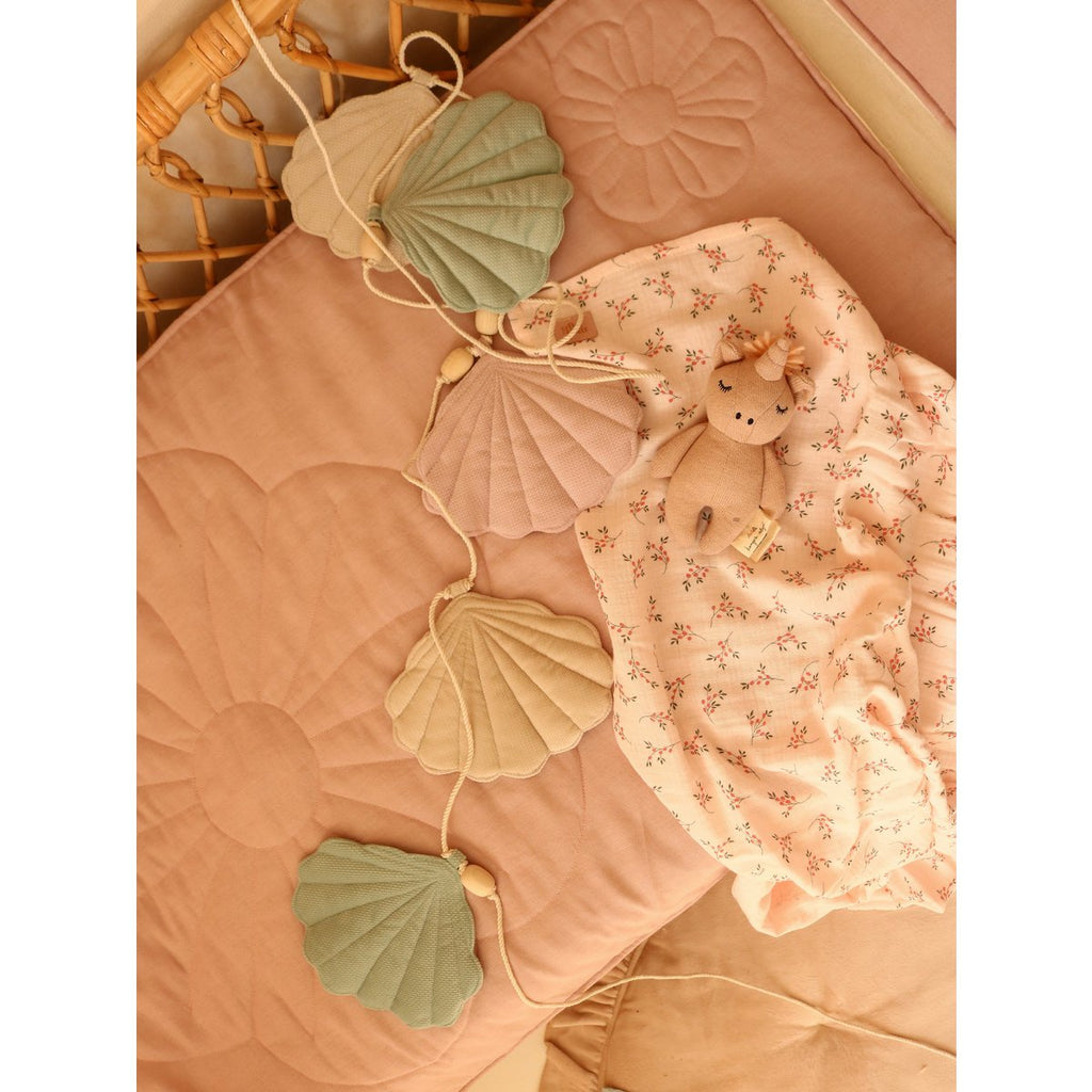 Bloom Powder Pink Children'S Blanket And Pillow Set