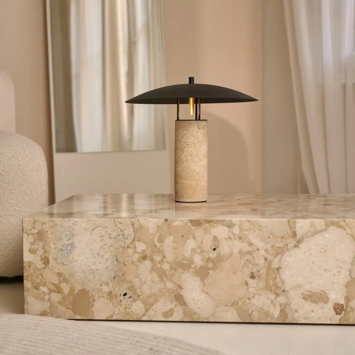Galda Lampa Nicolaas Travertine