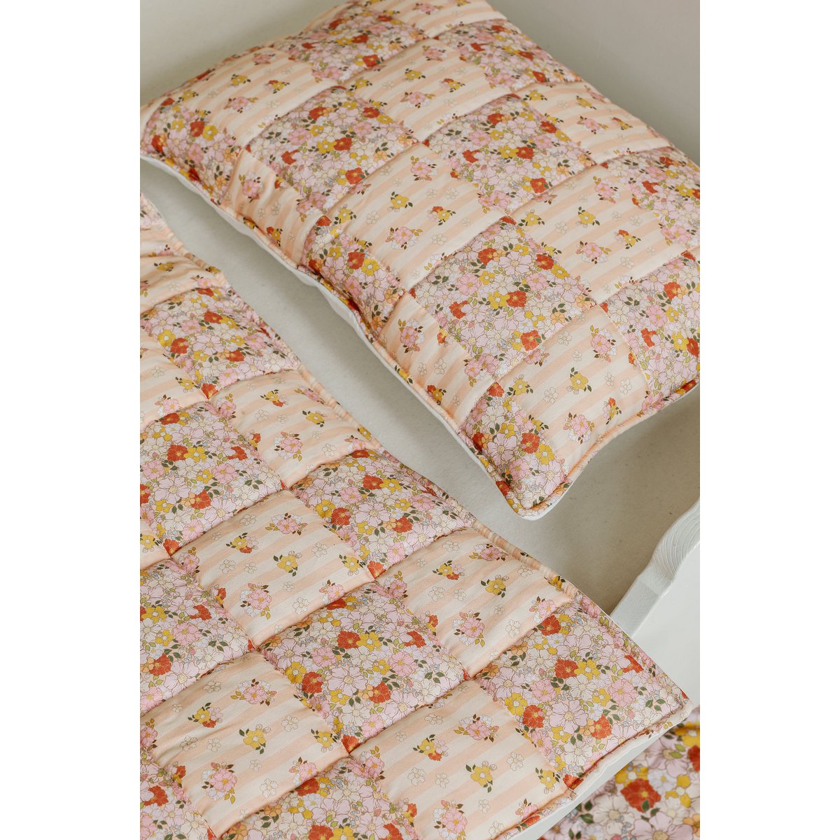 Spring Garden Blanket And Pillow Set For Infants