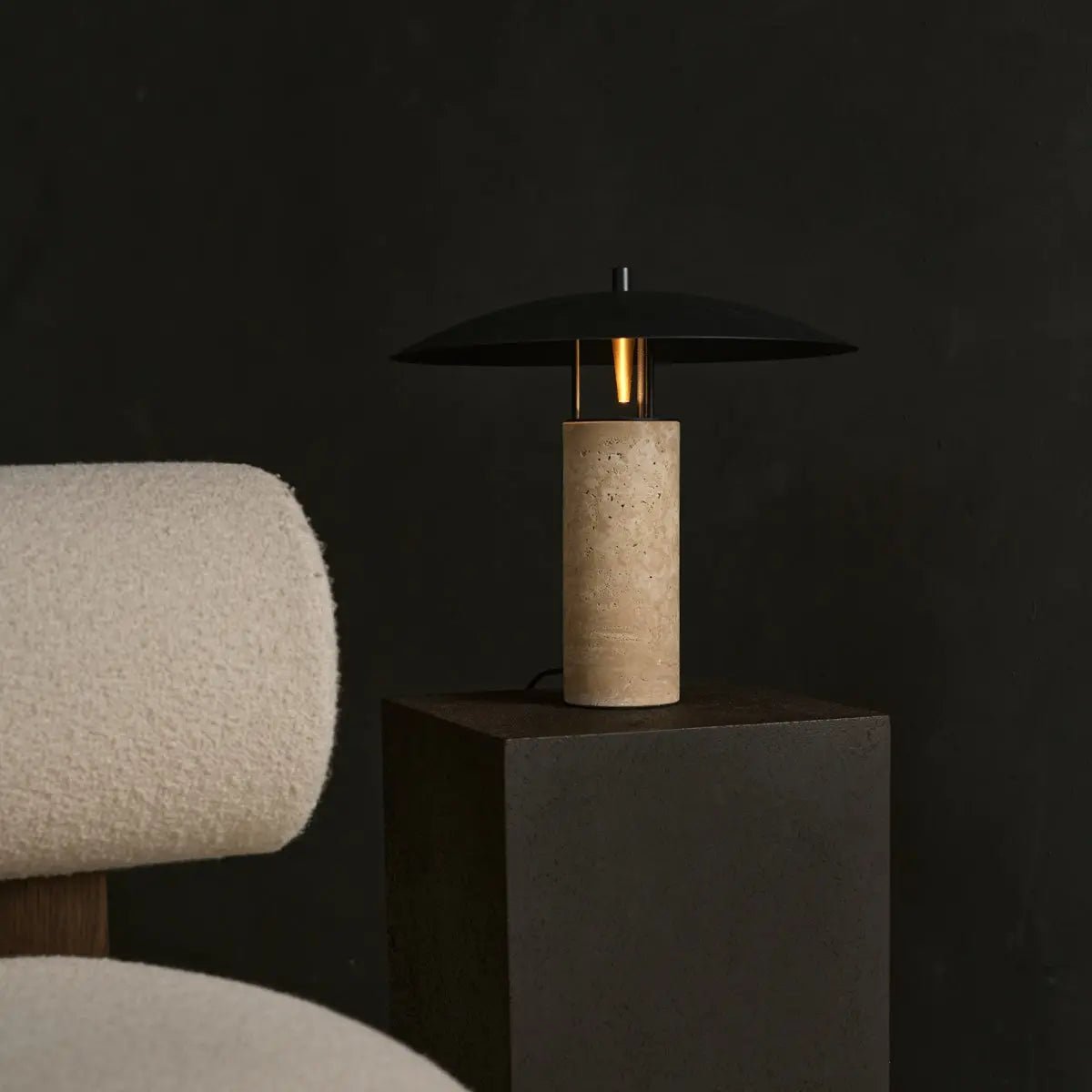 Table Lamp Nicolaas Travertine