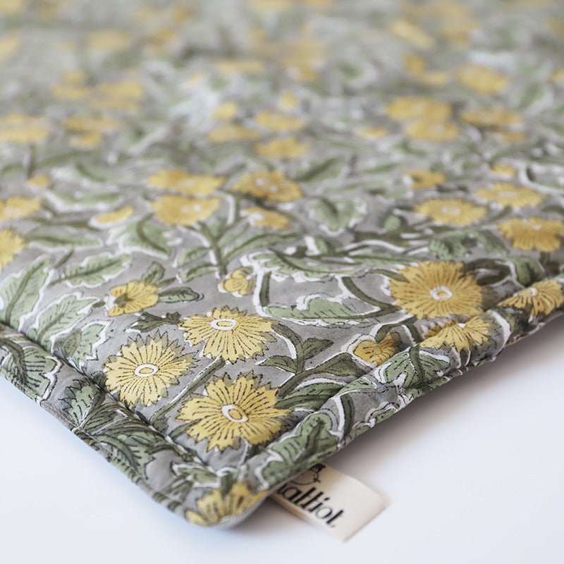 FIDELIA GĖLĖS ŽAISLŲ KILIMAS - KŪDIKIAMS