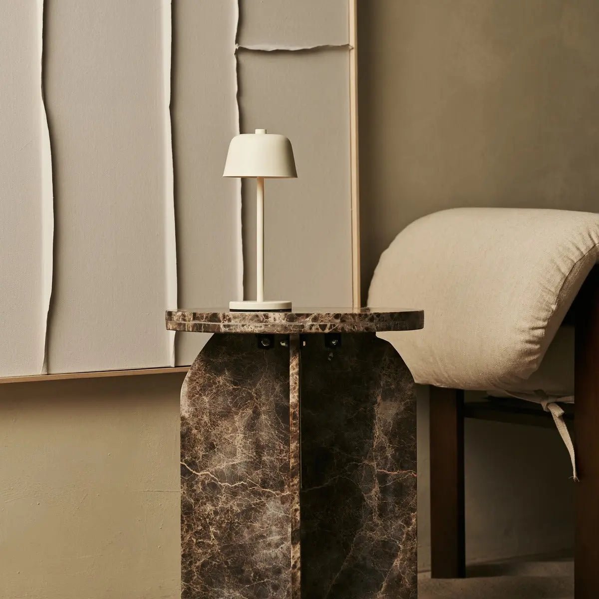 STALINĖ LEMPA ANTON VANILLA