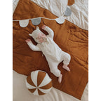 Antklodės ir pagalvės rinkinys kūdikiams (kriauklės formos karamelė)