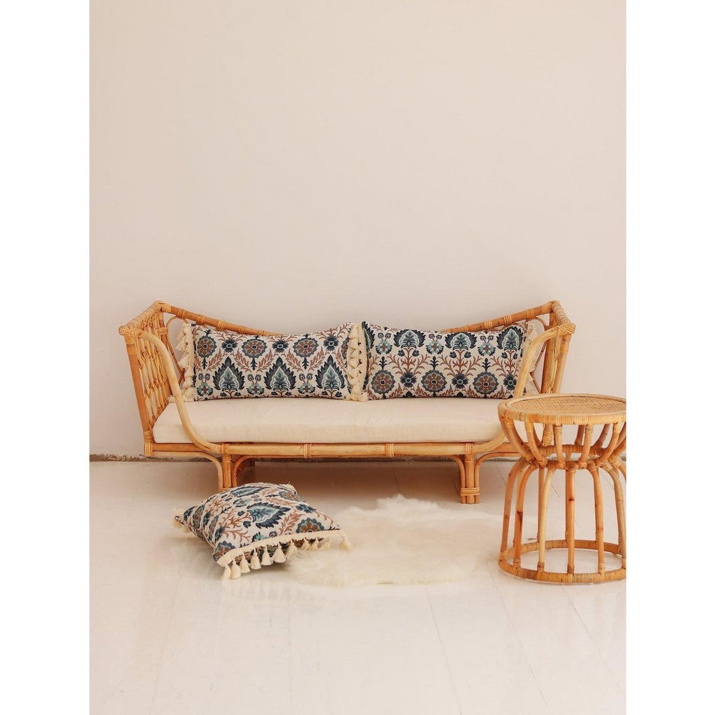 Pagalvė mėlyna vilkdalgė