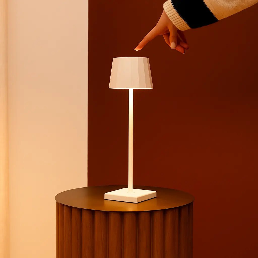 Galda Lampa William White