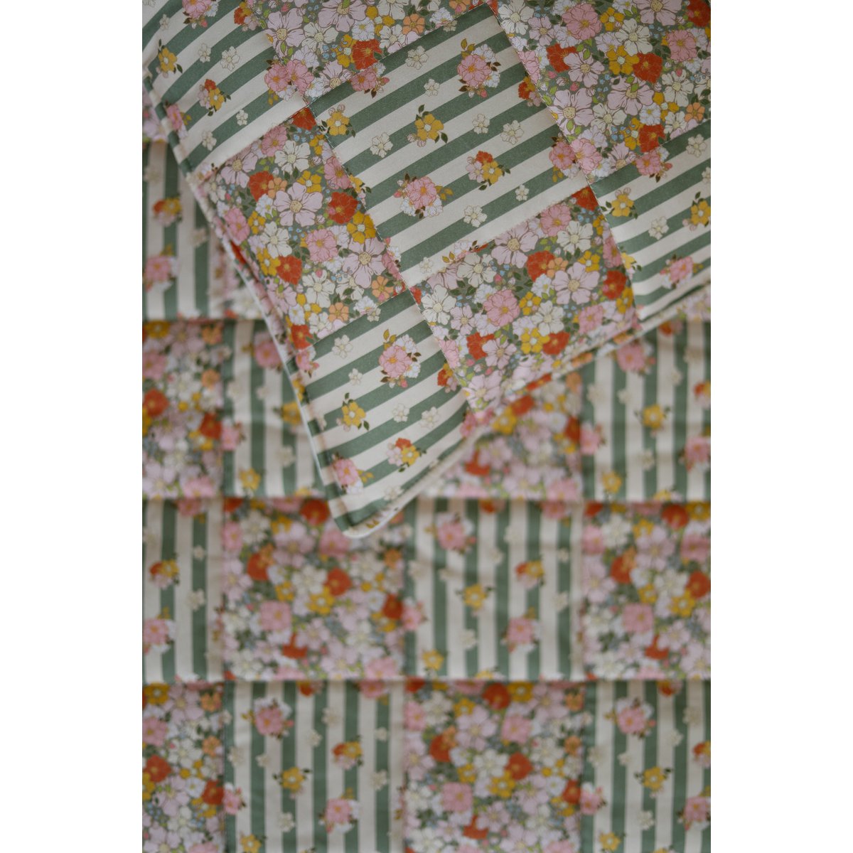 Green Garden Blanket And Pillow Set For Infants