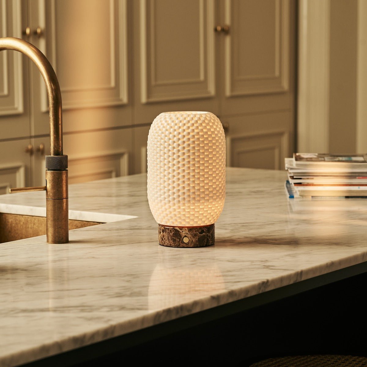 Galda Lampa Aurora Dark Brown